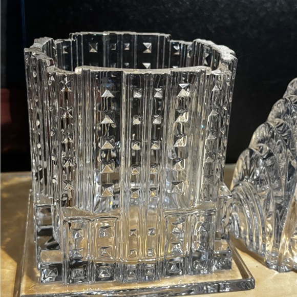 Crystal Art Deco Building Sculpture - Picture 5 of 7